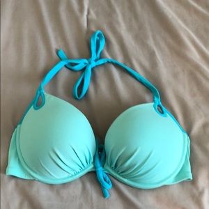 Victoria’s Secret bombshell bikini with bottoms